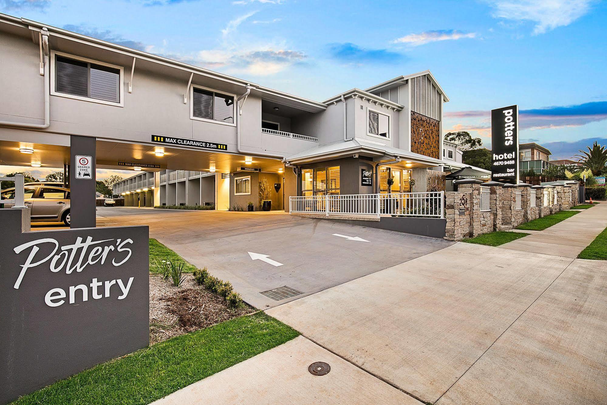 Potters Toowoomba Hotel Exterior photo